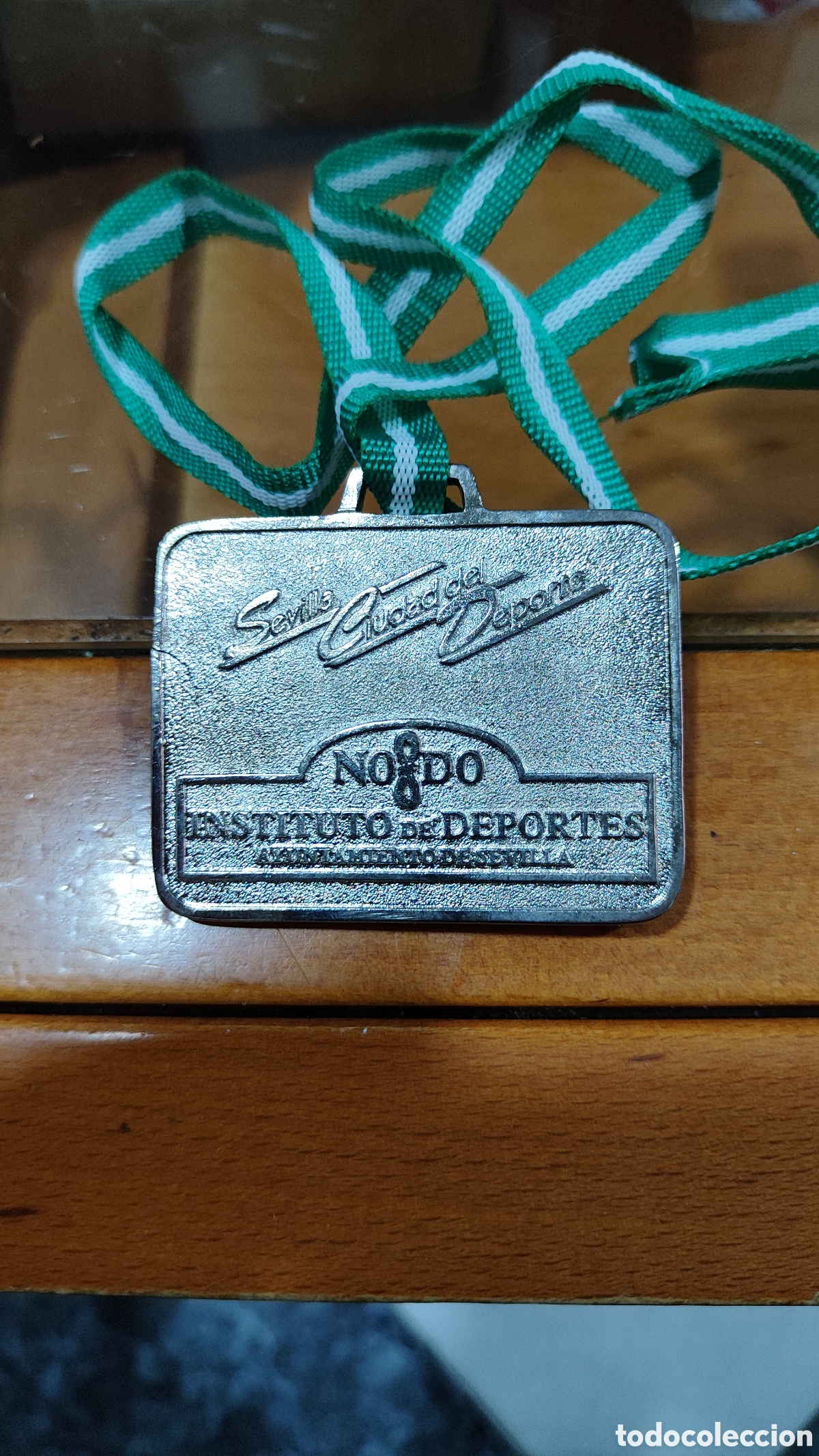 Trofeos y medallas: MEDALLA DEPORTIVA 1999 - Foto 3