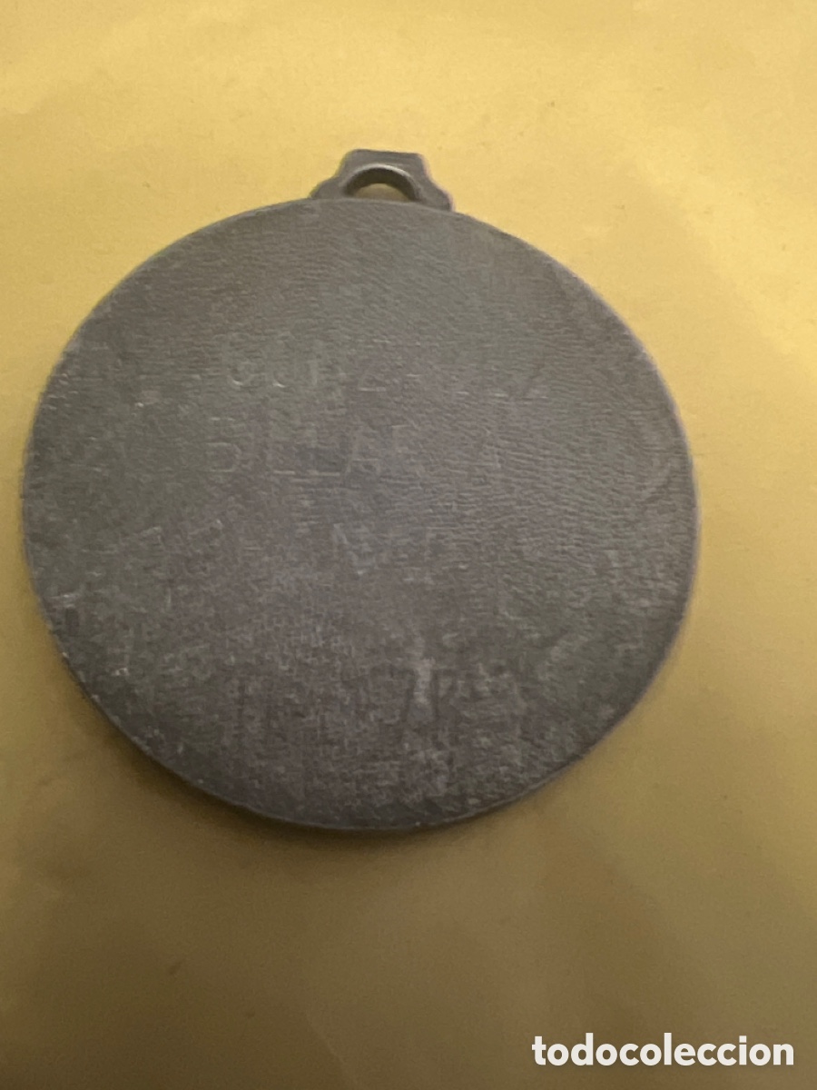 Trofeos y medallas: T1/C0/87. MEDALLA DE OLIMPIADAS - Foto 2