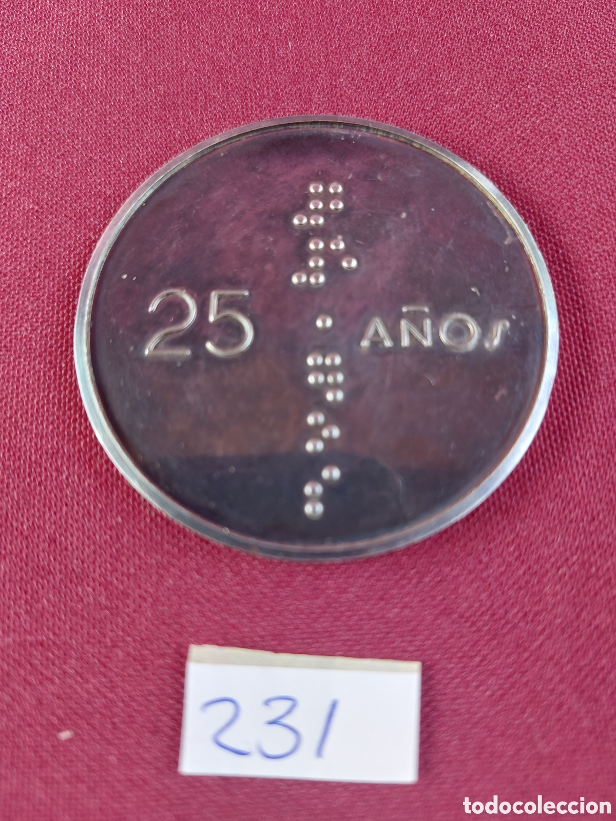 Trofeos y medallas: Medalla 25 a&ntilde;os Once - Foto 2