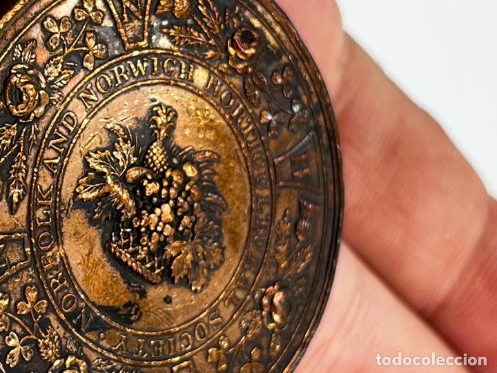 Trofeos y medallas: MEDALLA CONMEMORATIVA - Foto 3