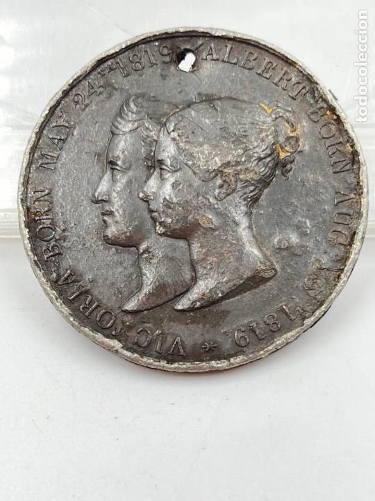 Trofeos y medallas: MEDALLA CONMEMORATIVA VICTORIA - Foto 1