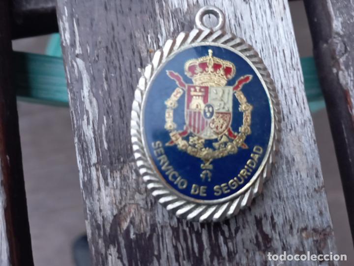 Trofeos y medallas: SERVICIO DE SEGURIDAD,CASA REAL. - Foto 1