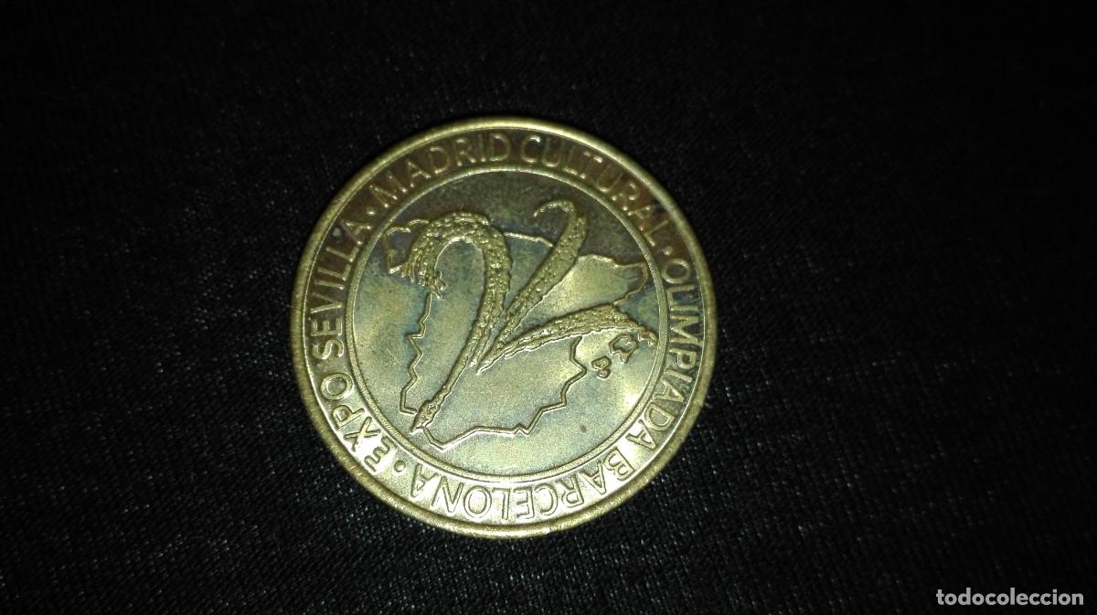 Trofeos y medallas: MONEDA FIAT 1992 - Foto 3