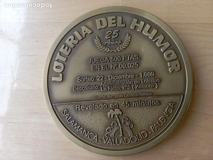 Trofeos y medallas: CATEDRAL DE ZAMORA DIAMETRO; 9 CM. - Foto 2