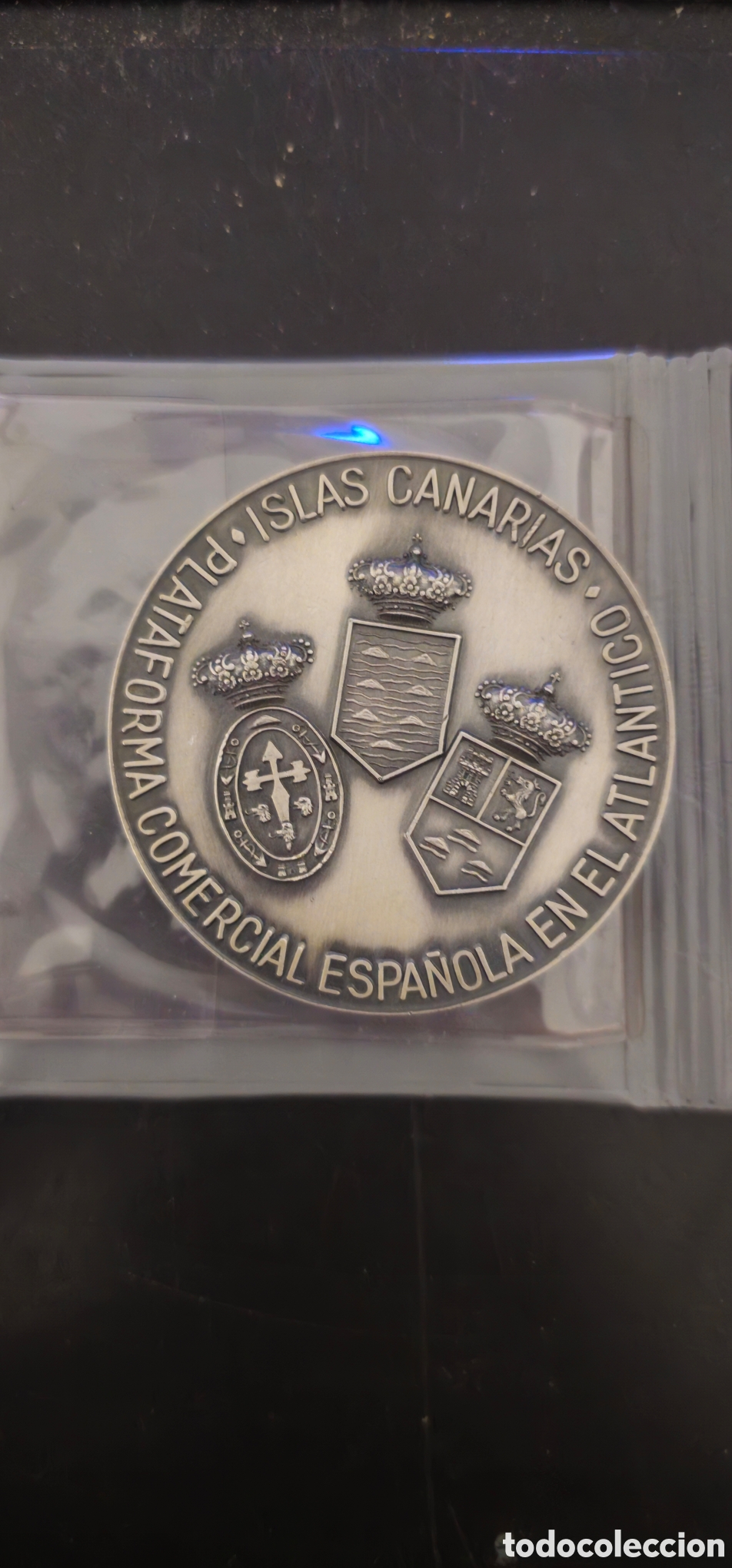 Trofeos y medallas: medalla de 1975 - Foto 1