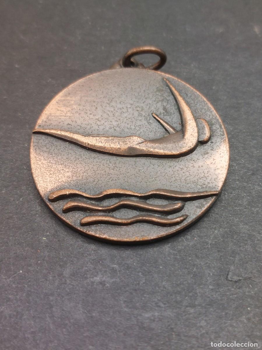 Trofeos y medallas: MEDALLA NATACI&Oacute;N 1971-1972 - Foto 1
