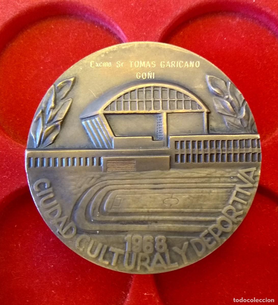 Trofeos y medallas: IGUALADA MEDALLA GARICANO GO&Ntilde;I 1968 - Foto 1