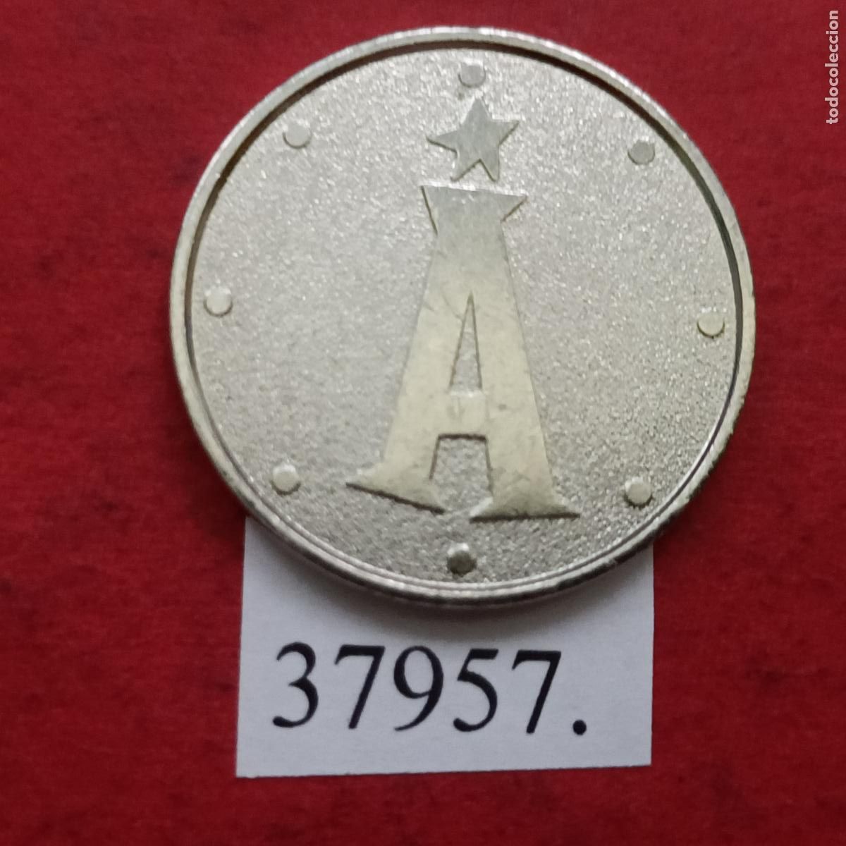 Trofeos y medallas: Ficha, token, jeton. - Foto 2
