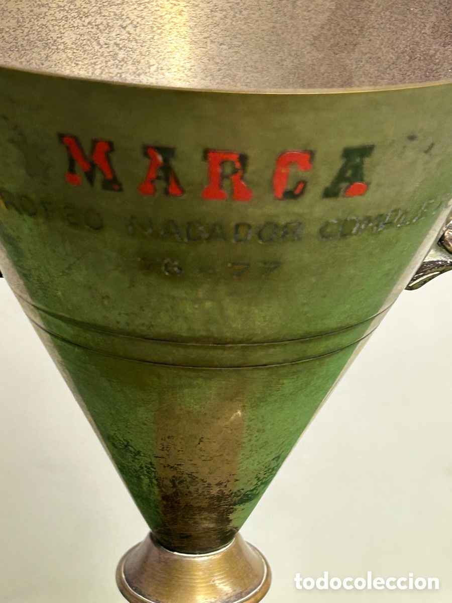 Trofeos y medallas: TROFEO MARCA A&ntilde;o 1977 - Foto 2