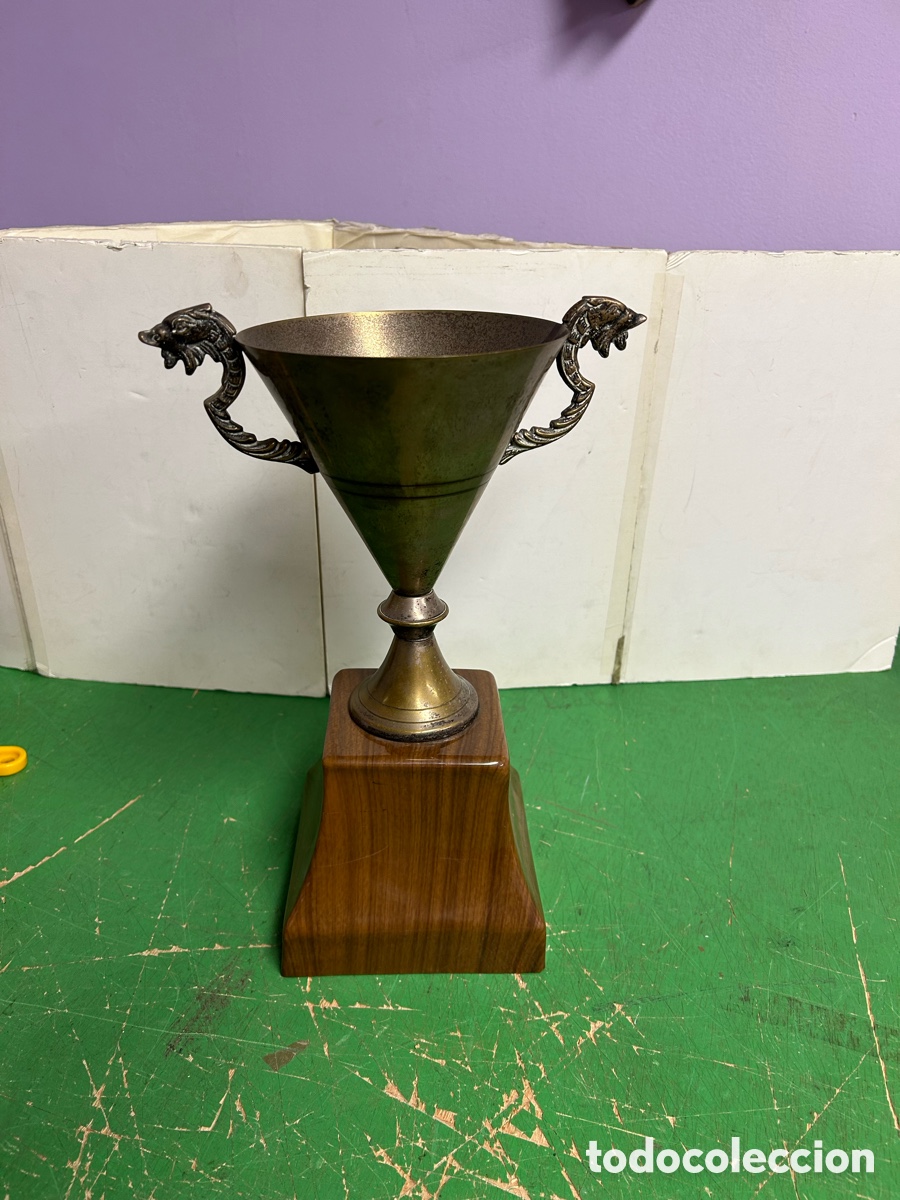 Trofeos y medallas: TROFEO MARCA A&ntilde;o 1977 - Foto 3