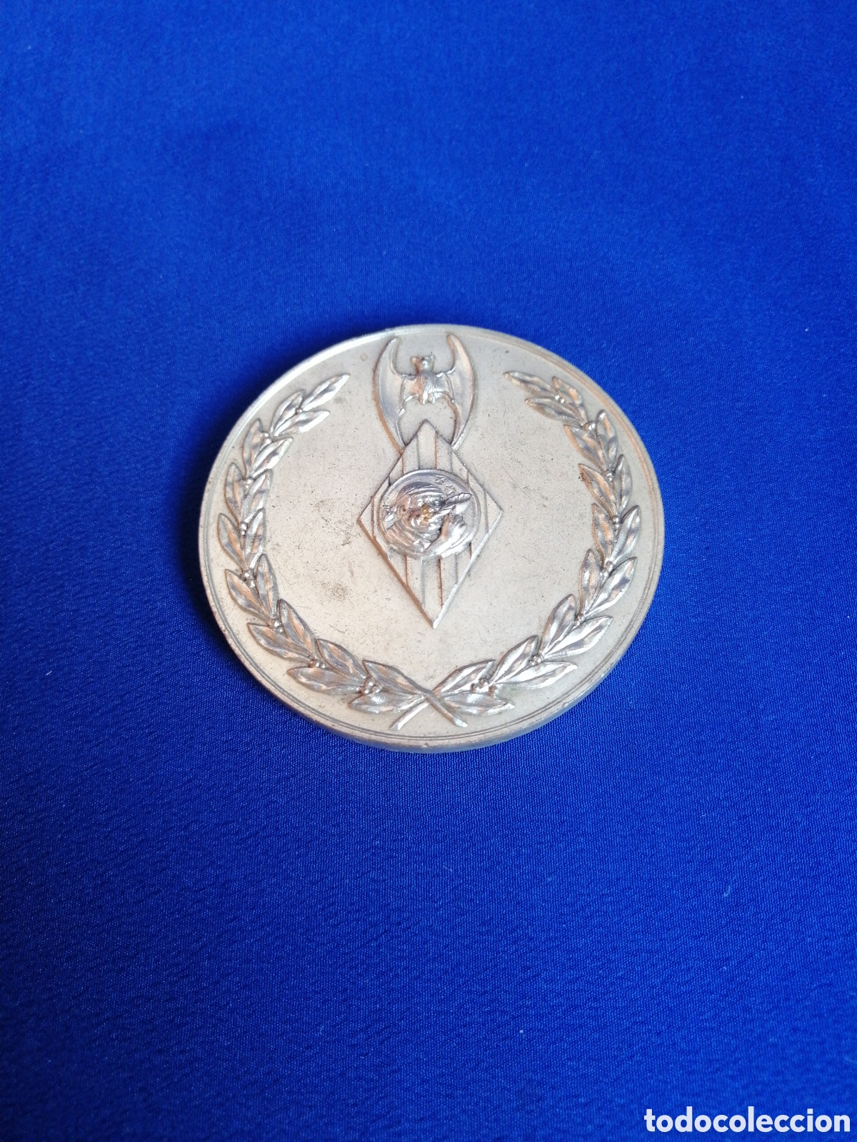 Trofeos y medallas: JUNTA CENTRAL FALLERA MONEDA COLOR PLATA DIF&Iacute;CIL DE CONSEGUIR - Foto 1