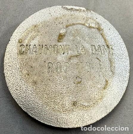 Trofeos y medallas: CHAUMONT LA DAMEPOP 76 MERDALLA-1713 - Foto 2