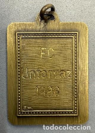 Trofeos y medallas: FC UNTERVAZ 1986 MEDALLA-1715 - Foto 2