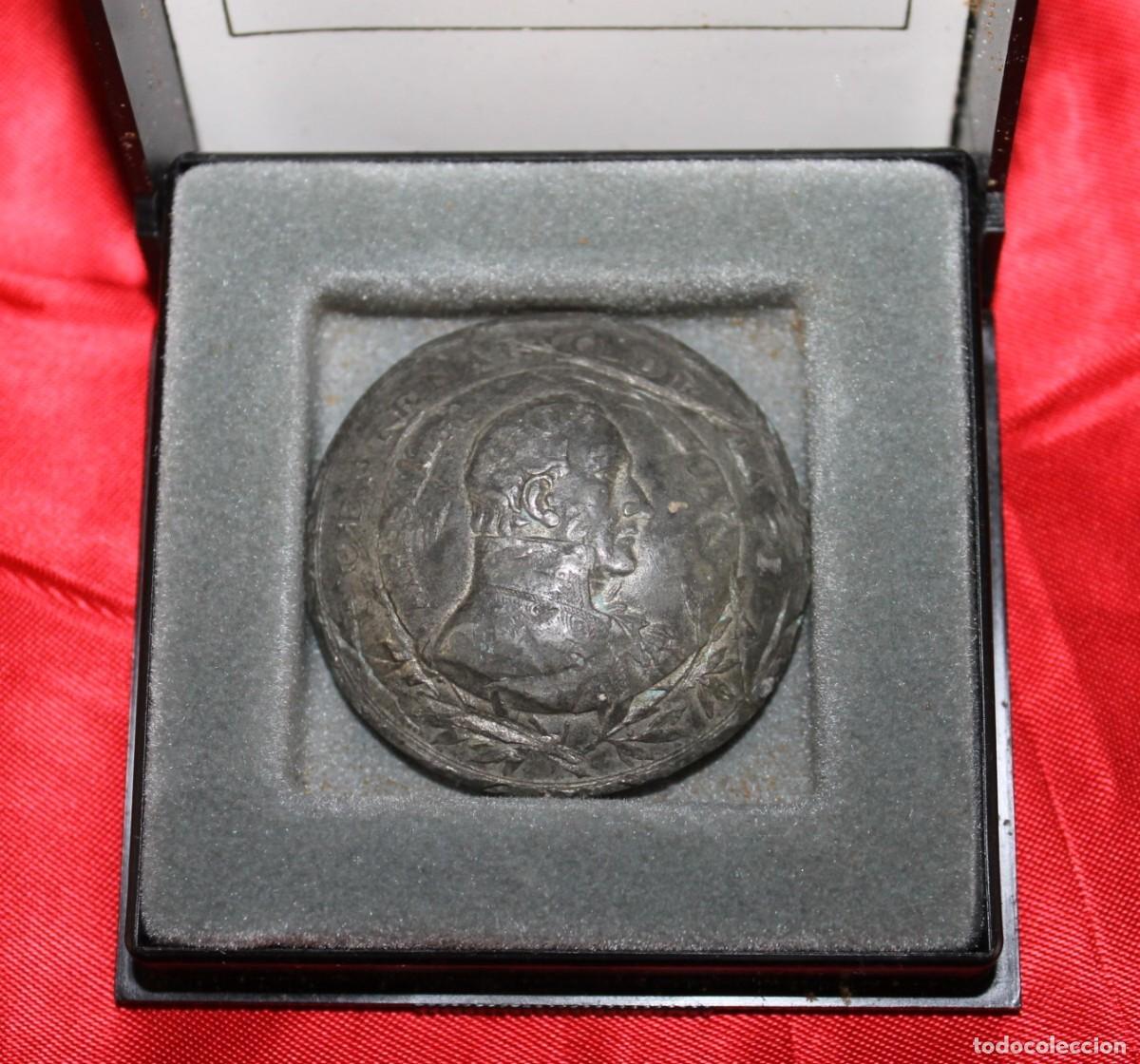 Trofeos y medallas: Molde para medalla. Alessandro Volta. 1899 Centenario della pila. - Foto 1