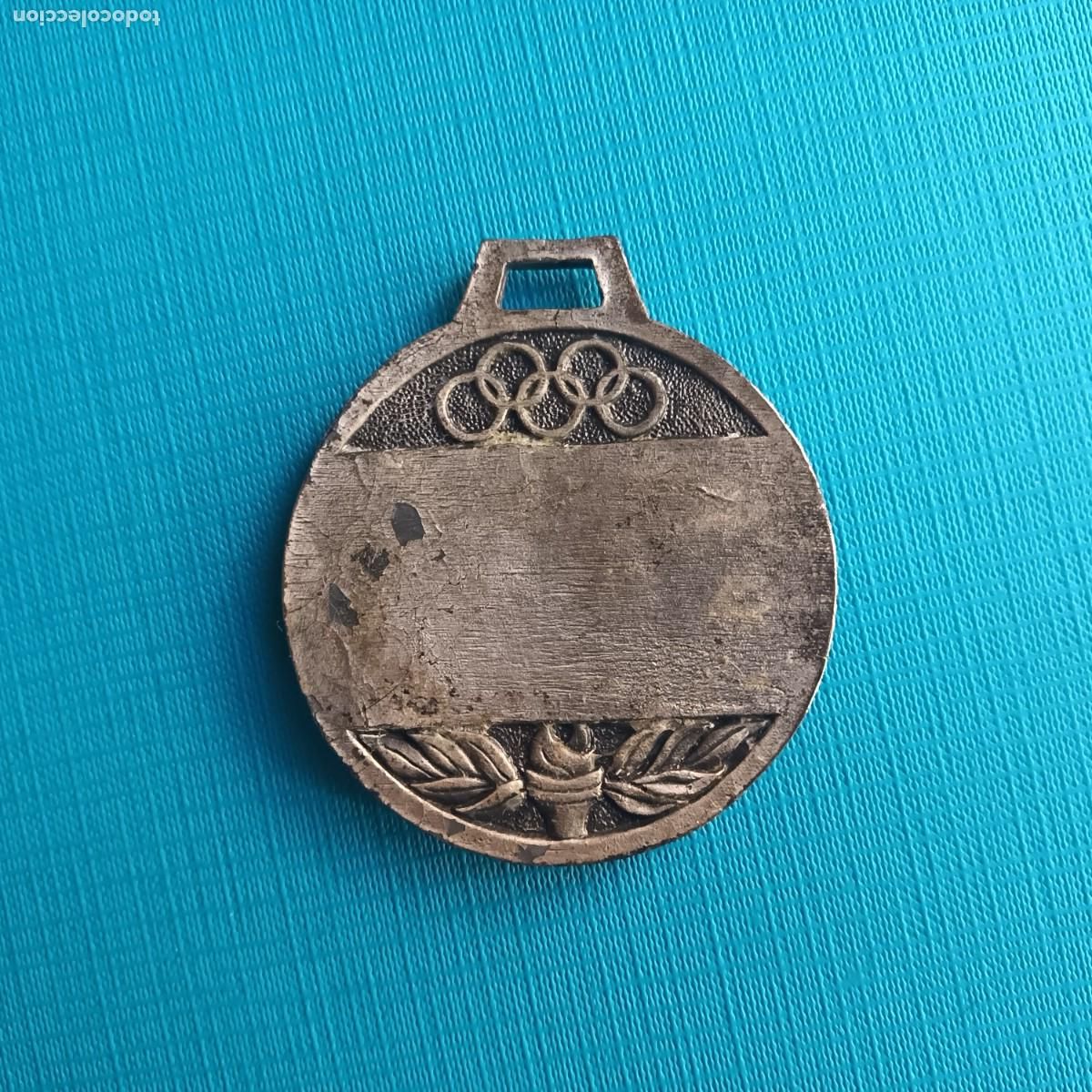 Trofeos y medallas: Medalla deportiva &bull; Lanzamiento - Foto 3