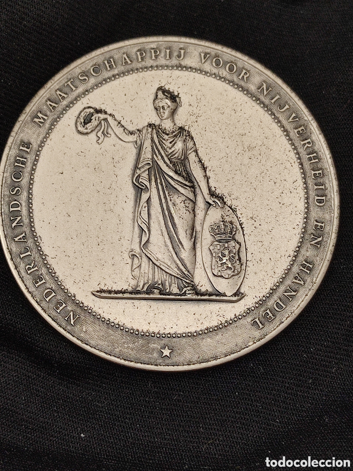 Trofeos y medallas: Medalla de plata de industria y comercio en pa&iacute;ses bajos . - Foto 1
