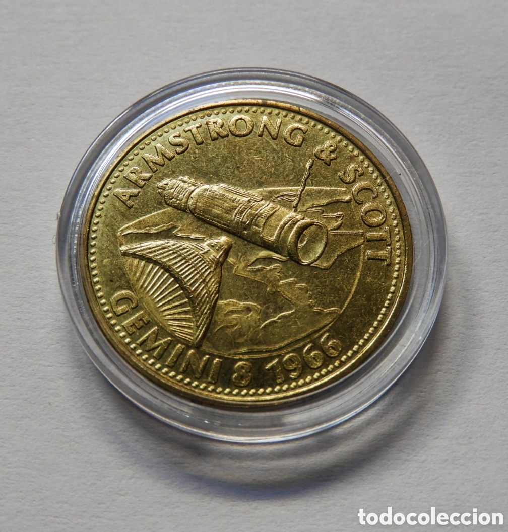 Trofeos y medallas: Moneda Misi&oacute;n Gemini 8 - Armstrong y Scott - Shell 1966 - Foto 1