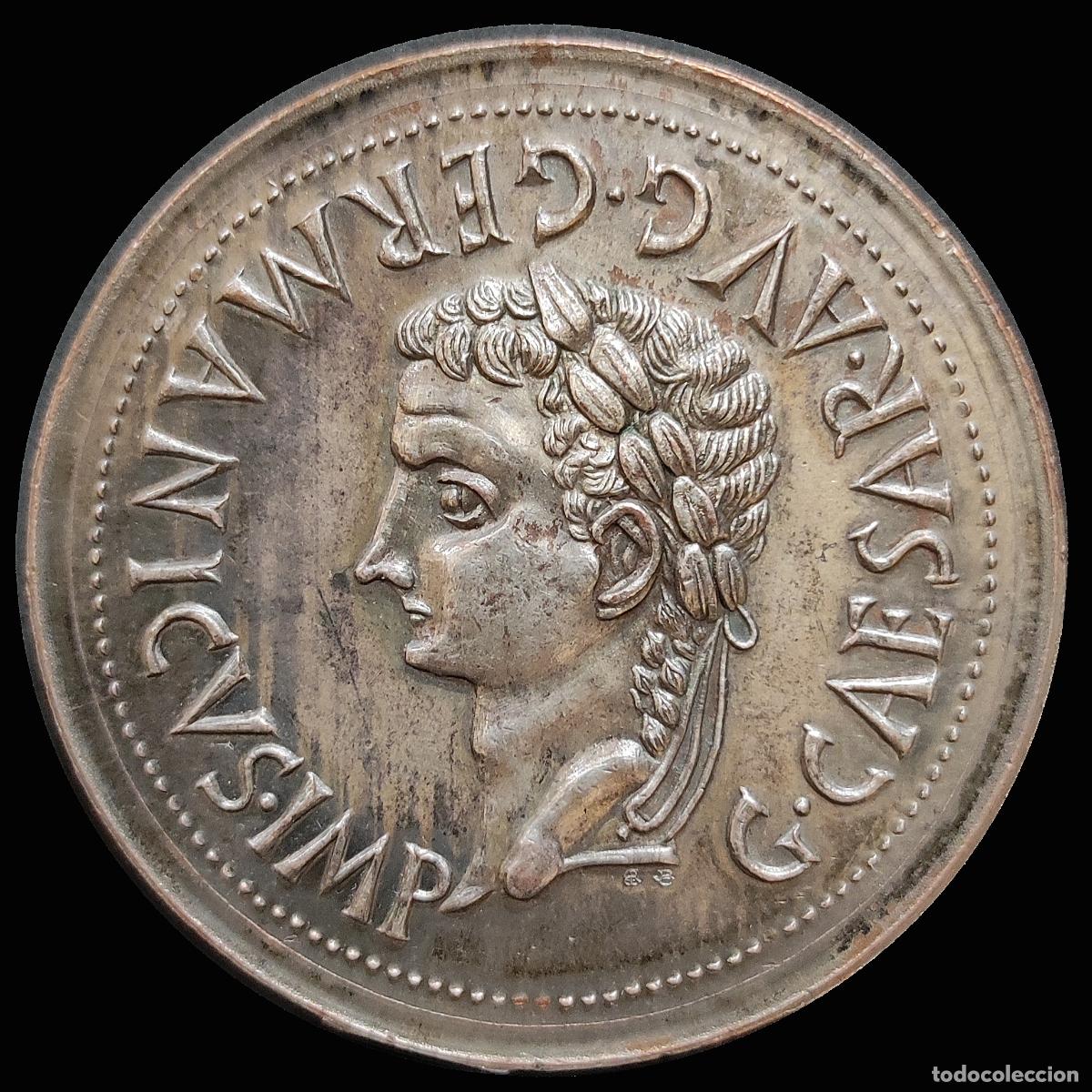 Trofeos y medallas: MEDALLA EN BRONCE AS DE CAESARAUGUSTA EPOCA DE CALIGULA ZARAGOZA 65MM