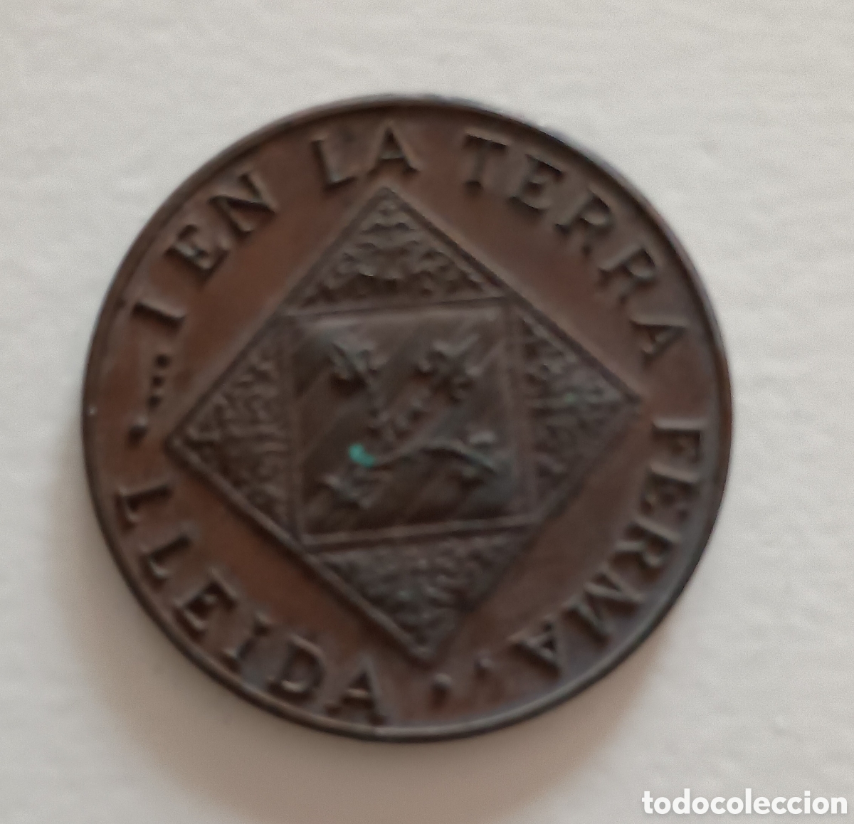 Trofeos y medallas: Banco Condal. Medalla de Lleida. - Foto 3