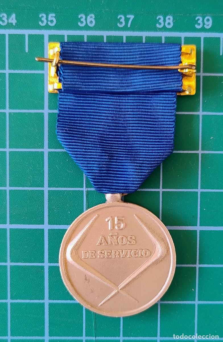 Trofeos y medallas: MEDALLA ENDASA. 15 A&Ntilde;OS DE SERVICIO. - Foto 2