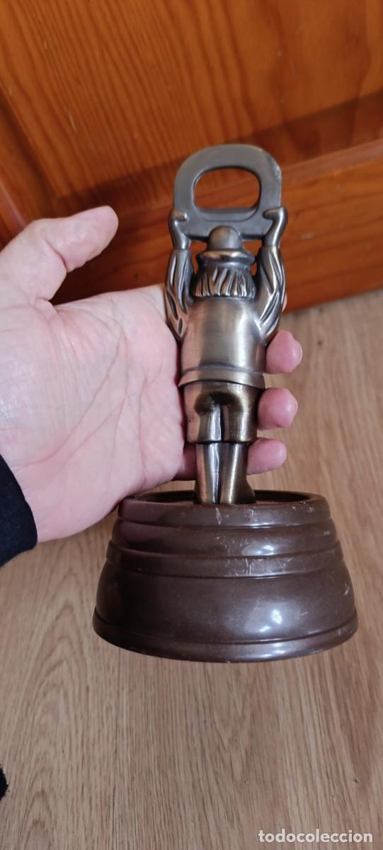 Trofeos y medallas: TROFEO GAMBRINUS A UN EXPERTO CERVECERO - Foto 7