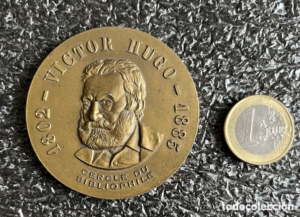 Trofeos y medallas: Medall&oacute;n Bronce V&iacute;ctor Hugo - Foto 4
