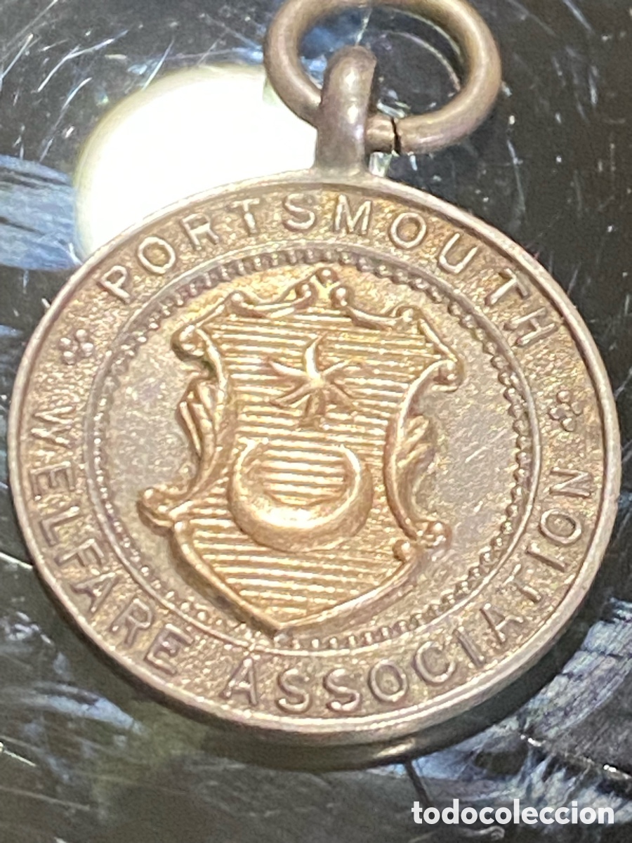 Trofeos y medallas: Medalla de plata inglesa. - Foto 1