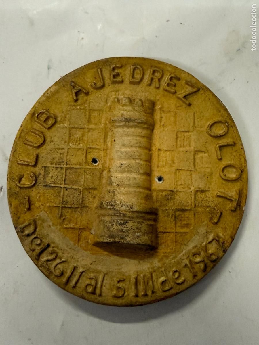 Trofeos y medallas: Extraordinario Original de medallon en madera para molde de bronce M.Traite Olot, Ajedrez 1967