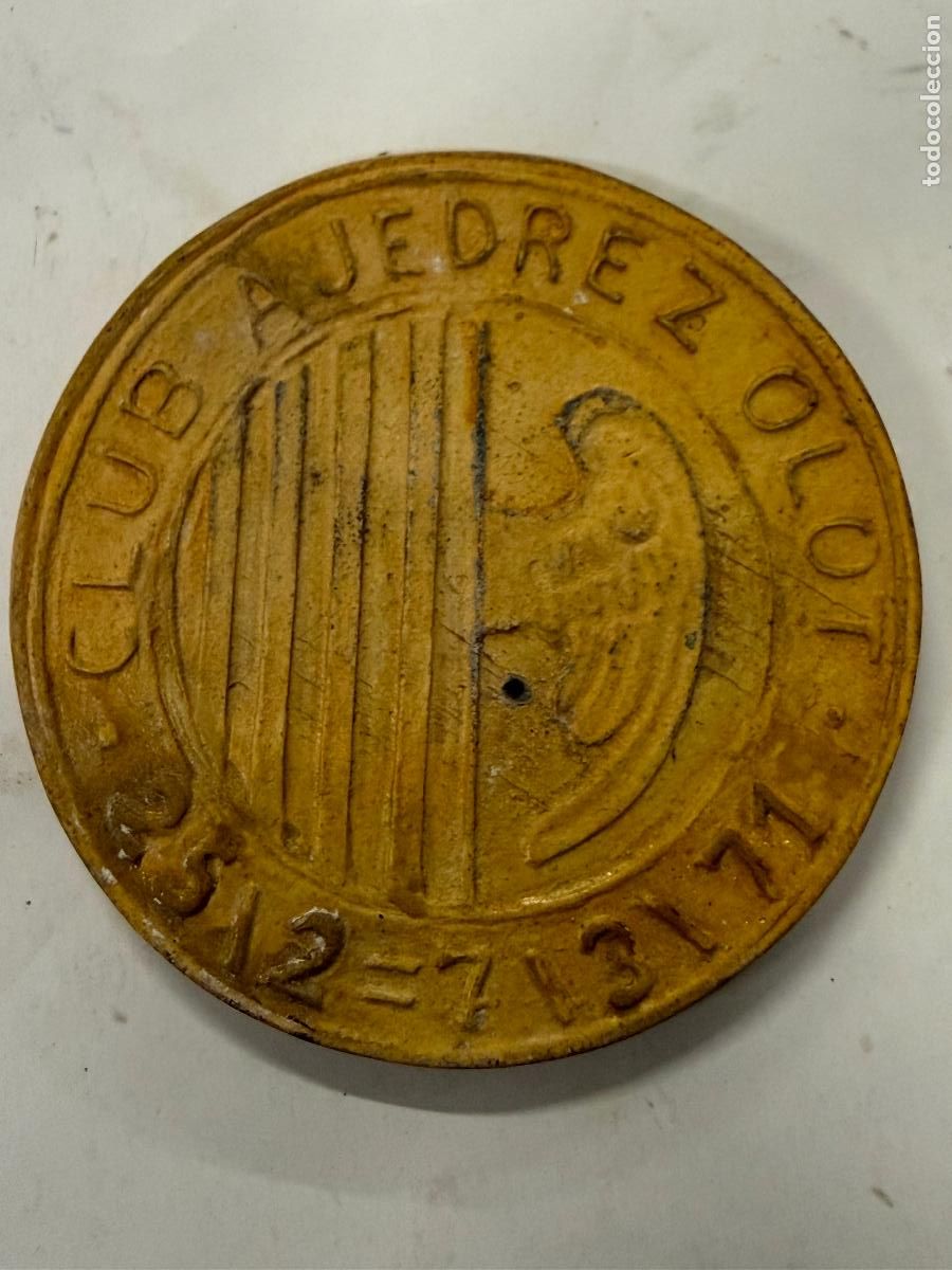 Trofeos y medallas: Extraordinario Original de medallon en madera para molde de bronce M.Traite Olot, Ajedrez 1971