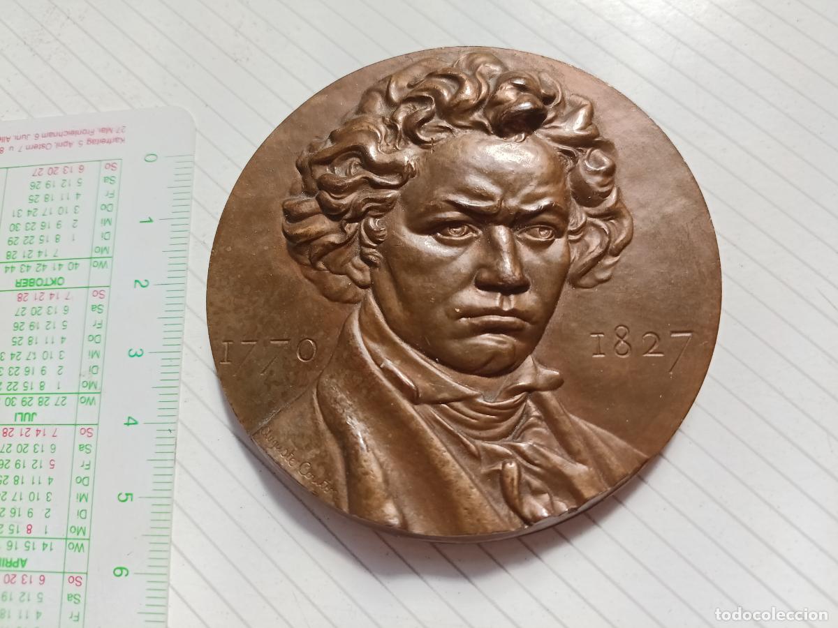 Trofeos y medallas: Beethoven. Medall&oacute;n. BRONZE en canto - Foto 1