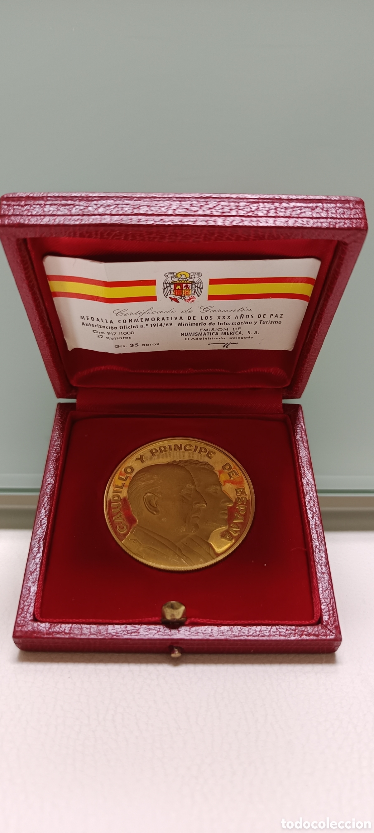 Trofeos y medallas: Medalla de Oro 22K XXV A&ntilde;os de Paz