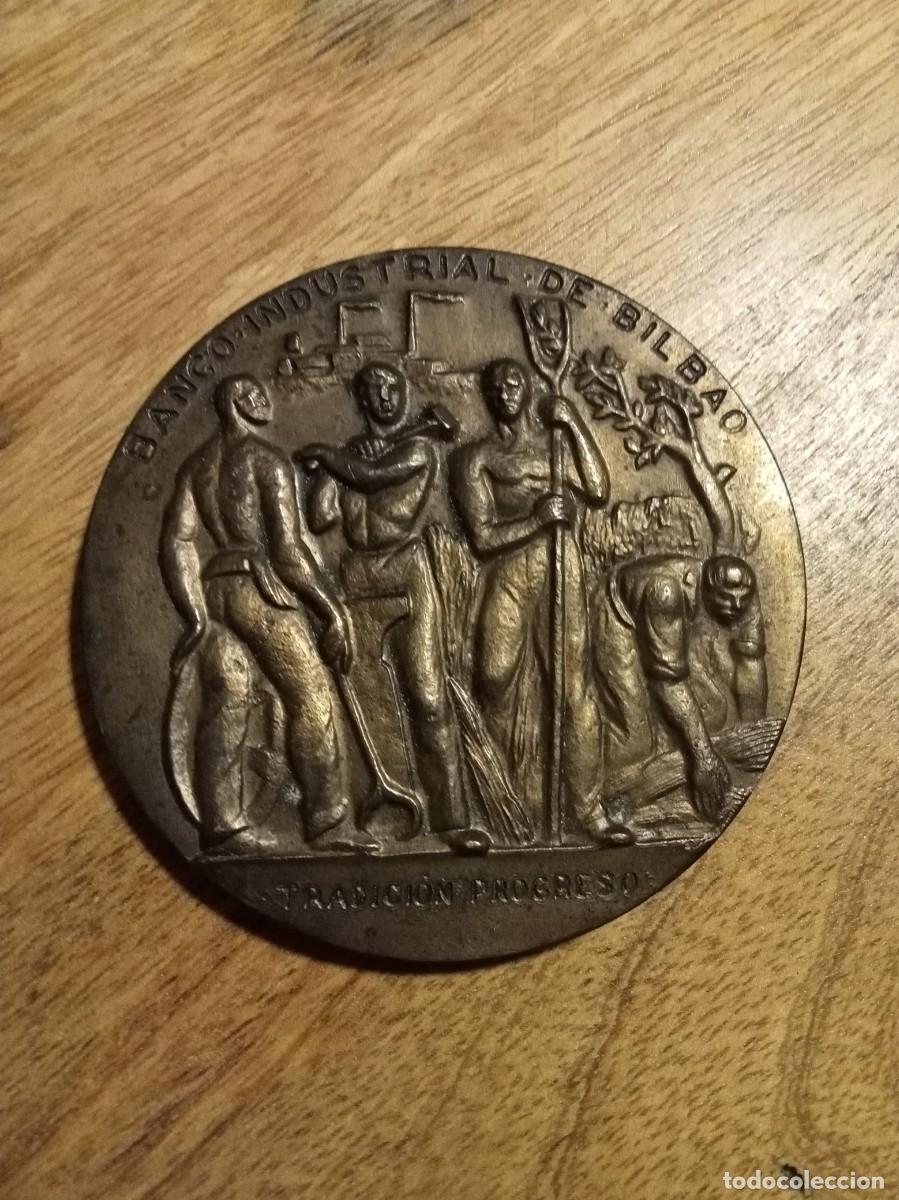 Trofeos y medallas: MEDALLA 1964 BANCO INDUSTRIAL DE BILBA
