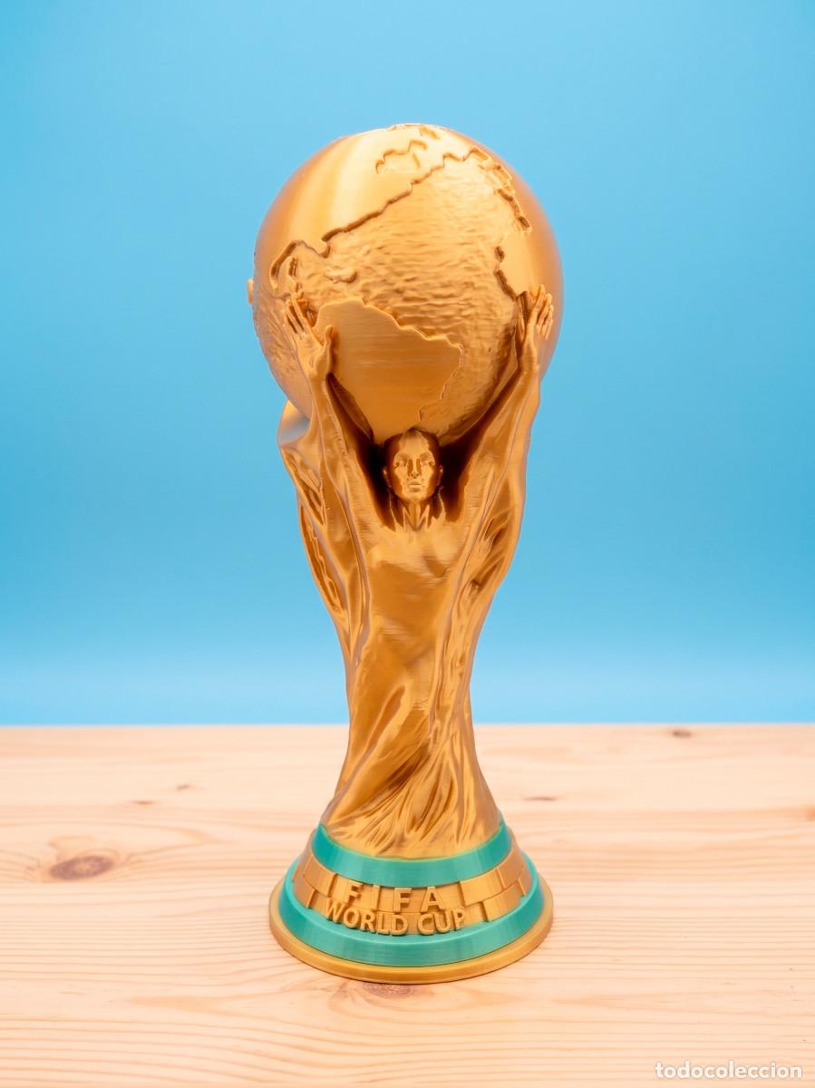 Trofeos y medallas: Trofeo Copa del mundo de F&uacute;tbol 2026 Dorado y verde