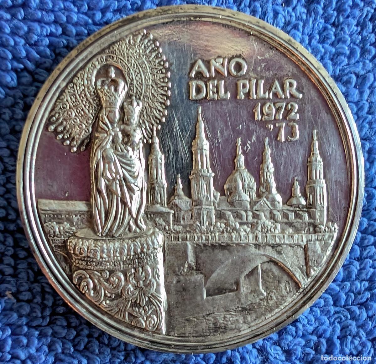 Trofeos y medallas: Nuestra Se&ntilde;ora del Pilar - Reina de la Hispanidad - A&ntilde;or del Pilar 1972-73