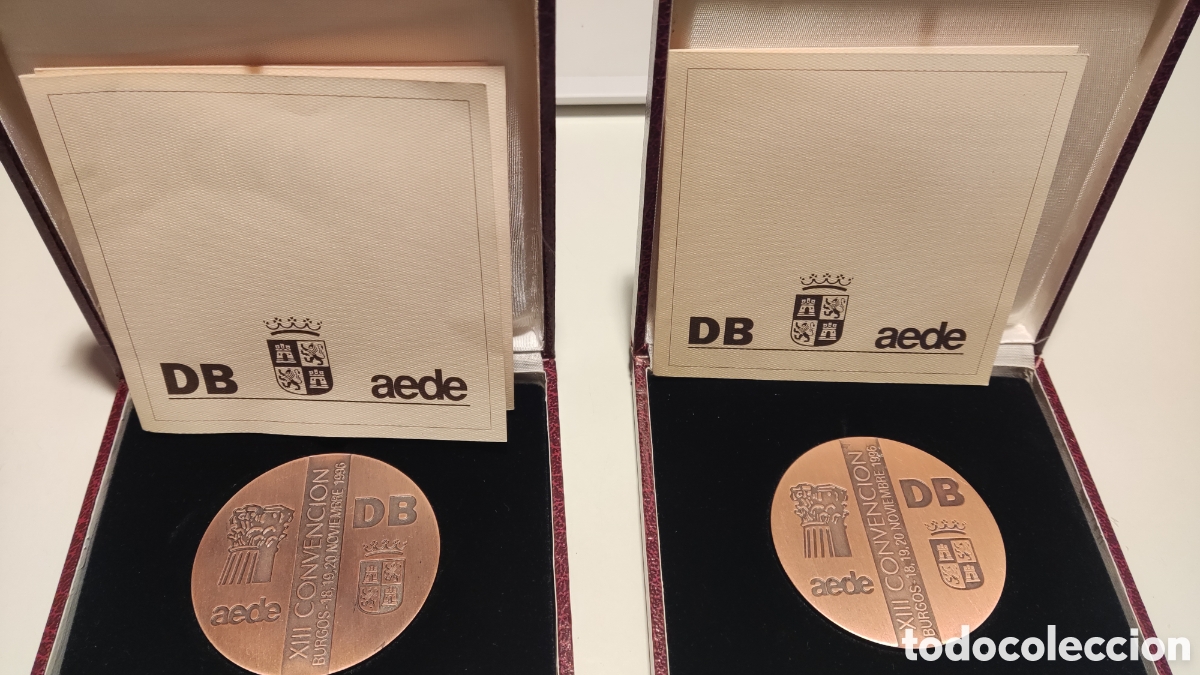 Trofeos y medallas: 2 Medallas Burgos 1996 XIII Convenci&oacute;n DB Numerada Estuche y Certificado