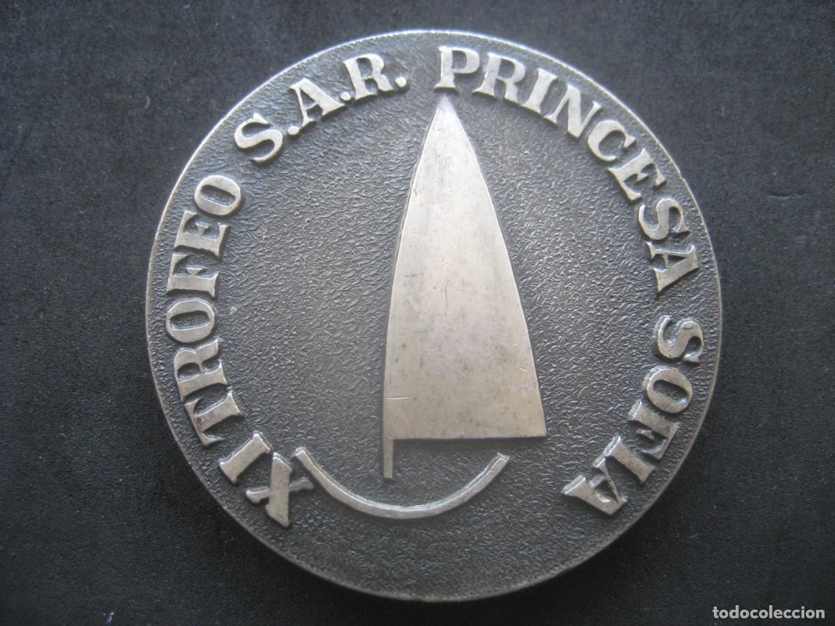 Trofeos y medallas: MEDALLA XI TROFEO S.A.R. PRINCESA SOFIA. VI SEMANA INTERNACIONAL PALMA MALLORCA 1980