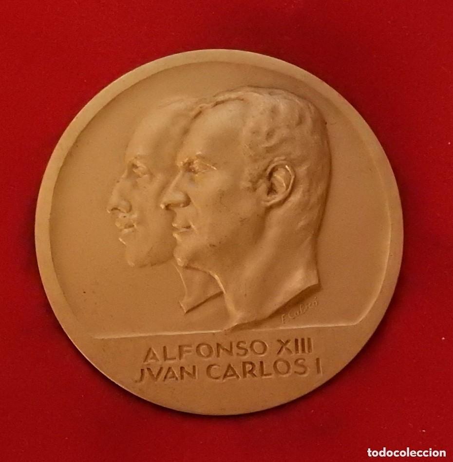 Trof&eacute;us e medalhas: Medalla conmemorativa. Cincuentenario de Iberia. L&iacute;neas A&eacute;reas de Espa&ntilde;a. 1927 &ndash; 1977.
