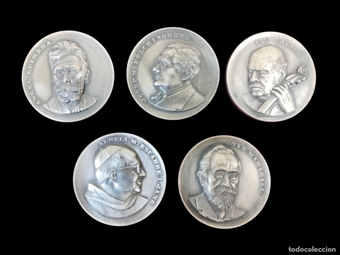 Trofeos y medallas: CINCO MEDALLAS CONMEMORATIVAS DE PERSONAJES ILUSTRES CATALANES. BA&Ntilde;ADO EN PLATA. 1968 - 1971.