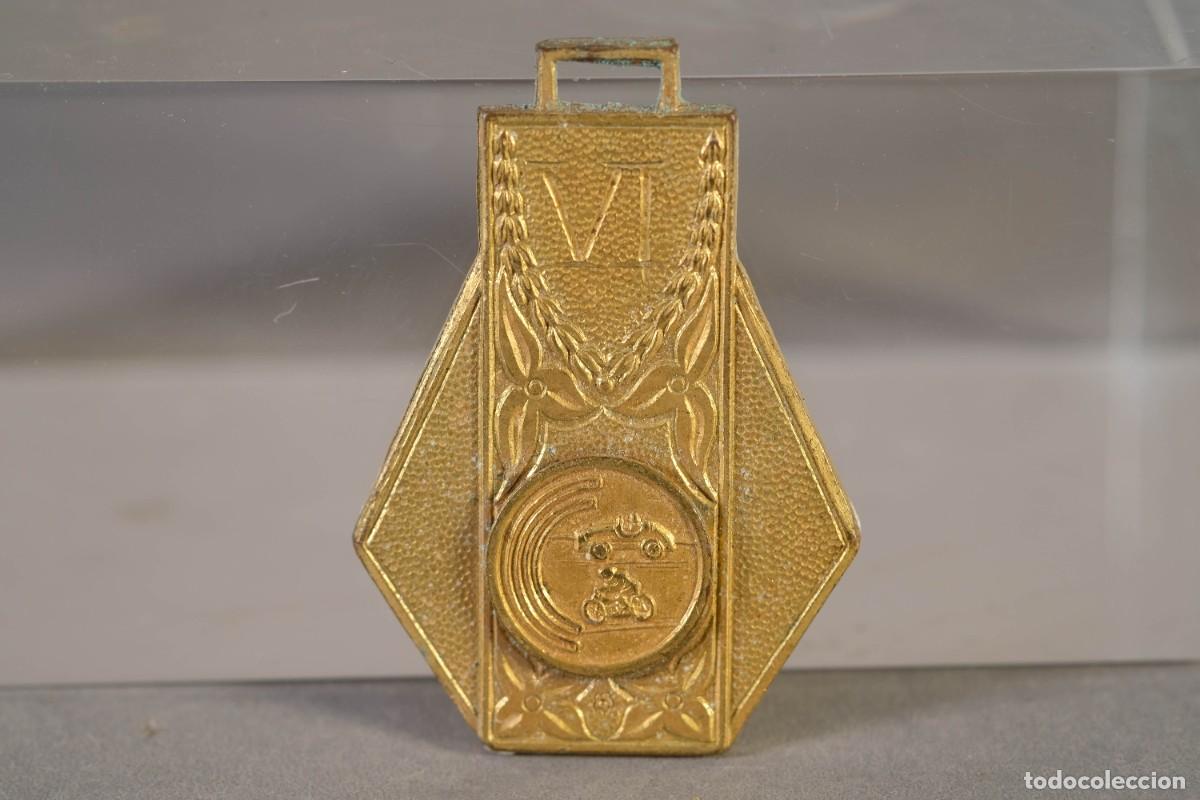 Trofeos y medallas: MEDALLA DEPORTIVA EN METAL DORADO DE 1955