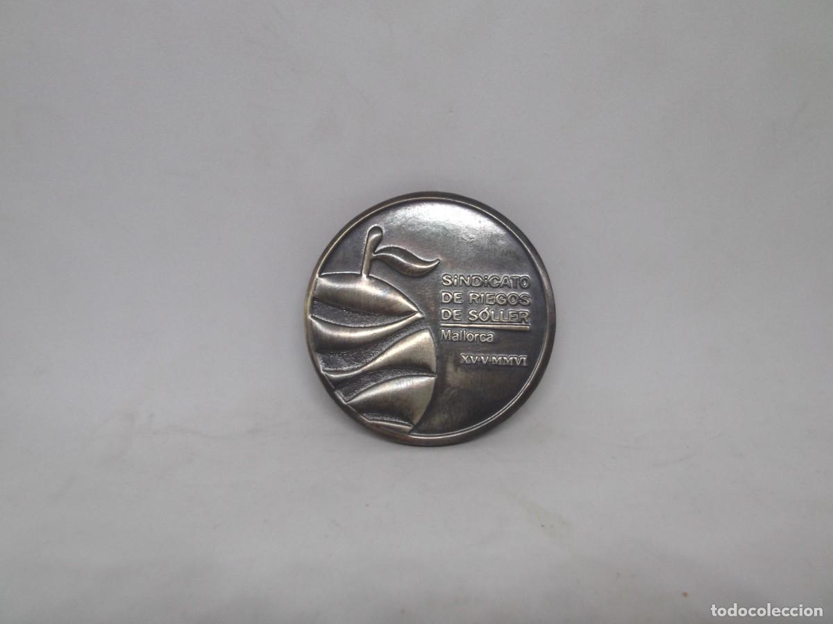 Trofeos y medallas: Medalla Conmemorativa XI Congreso nacional de comunidad de regantes de Espa&ntilde;a.