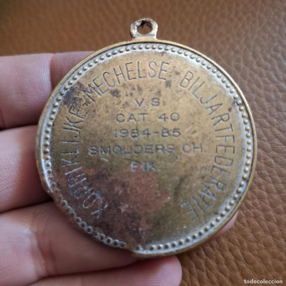 Trofeos y medallas: Vieja medalla de billar. - Foto 2