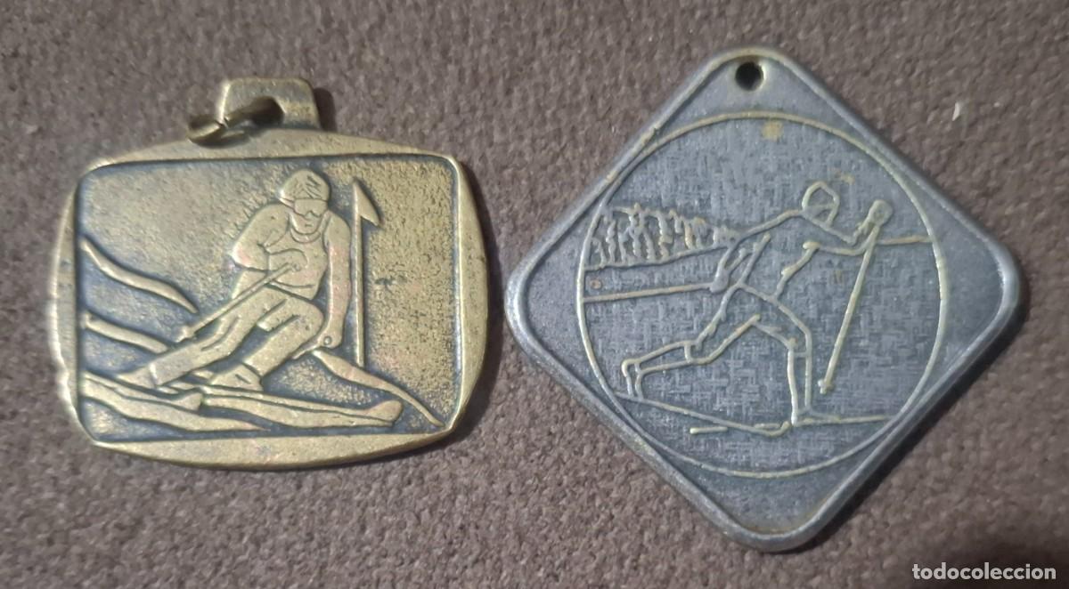 Trofeos y medallas: Medalla vintage de ski. - Foto 1