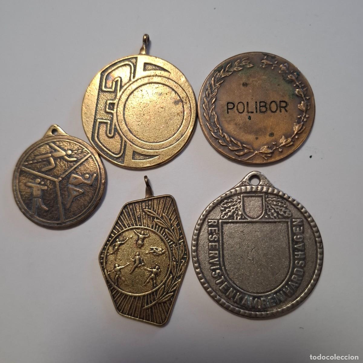 Trofeos y medallas: Lote de 5 viejas medallas deportivas