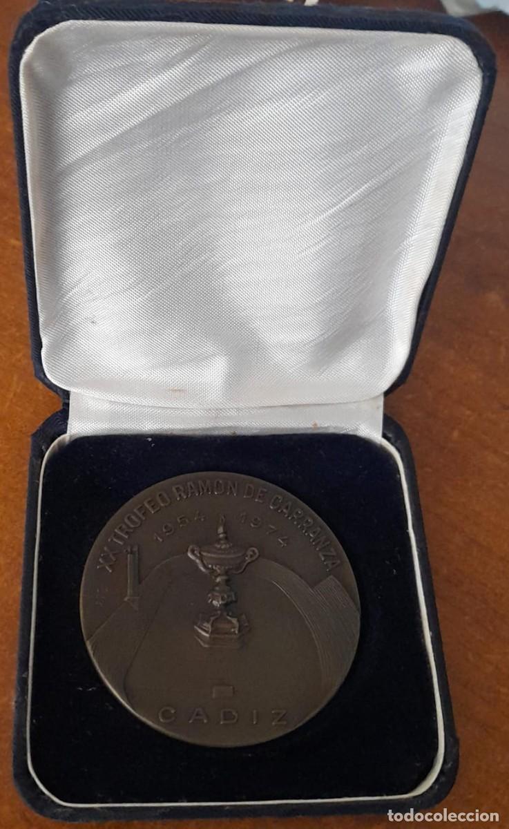 Trofeos y medallas: MEDALLA DEL XX TROFEO RAM&Oacute;N DE CARRANZA DE C&Aacute;DIZ, 1974