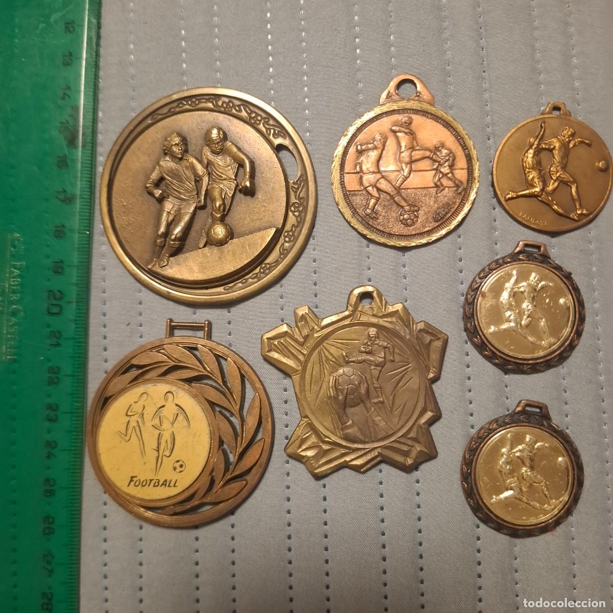 Trofeos y medallas: Lote de 5 viejas medallas deportivas de f&uacute;tbol