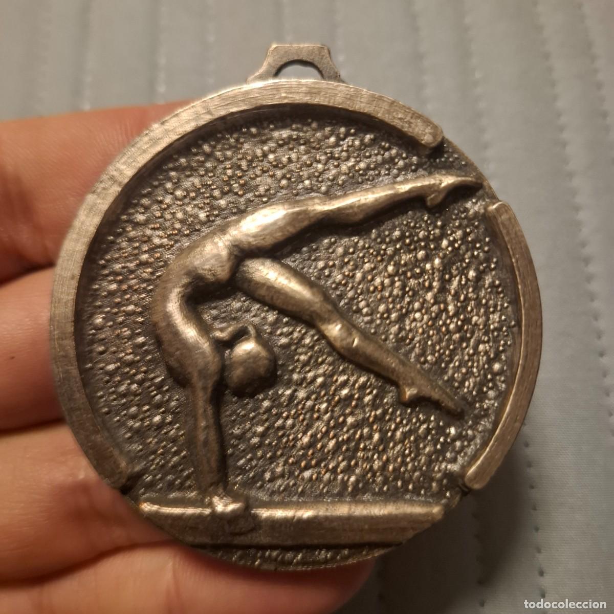 Trofeos y medallas: Bonita medalla de Gimnasia r&iacute;tmica