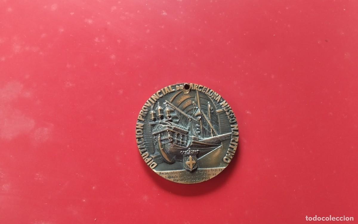 Trofeos y medallas: BARCELONA MEDALLA DE COBRE CON RELIEVE IV CENTENARIO BATALLA LEPANTO , 118,2 GR. 59 mm DIAMETRO