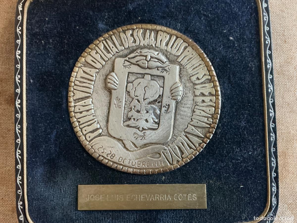 Trofeos y medallas: Medalla conmemorativa primera visita oficial de SS.AA.RRlos Pr&iacute;ncipes de Espa&ntilde;a a Vizcaya