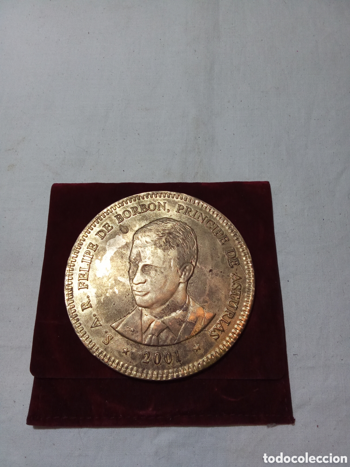 Trofeos y medallas: GRAN MONEDA CONMEMORATIVA 1 PESETA FELIPE DE BORB&Oacute;N 2001