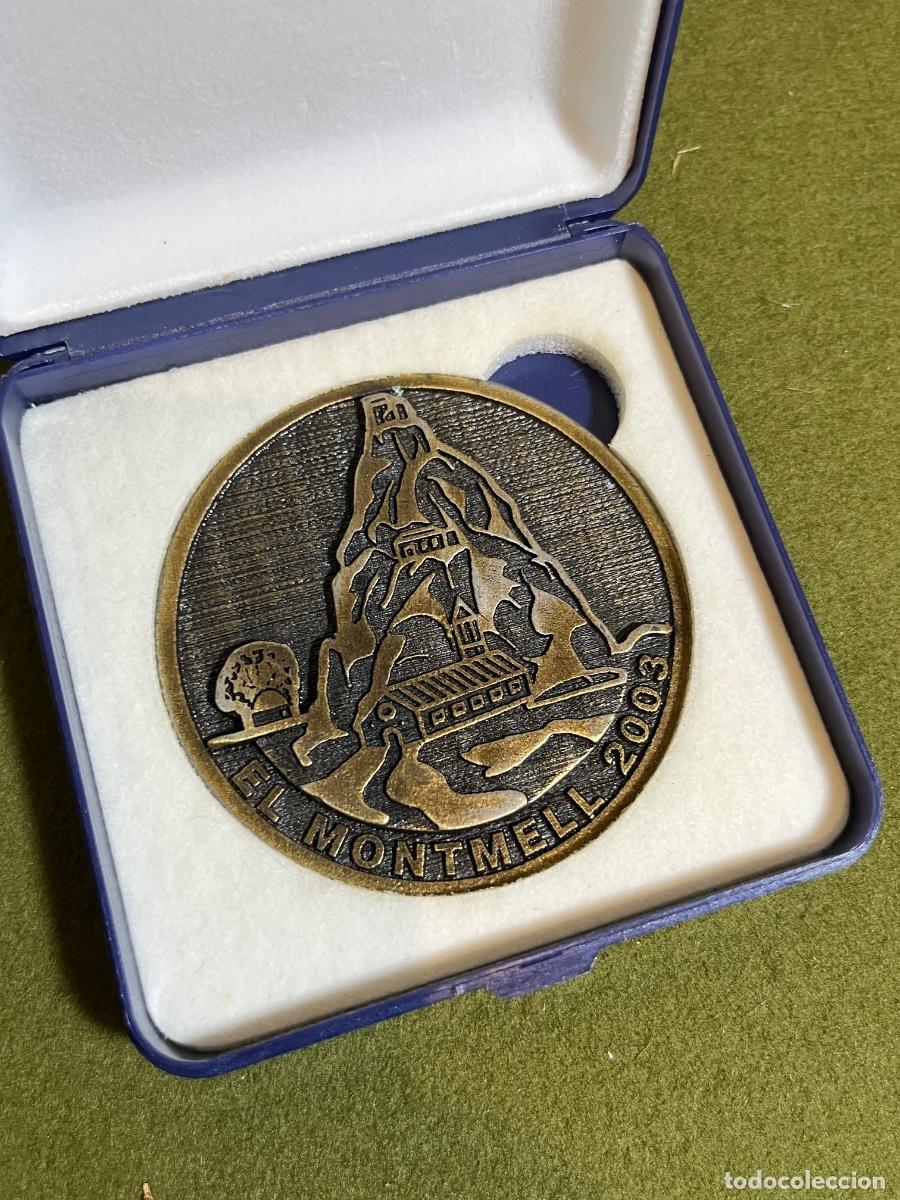 Trofeos y medallas: Medalla conmemorativa El Montmell 2003 bronce patinado en estuche original institucional Baix Pened&egrave;